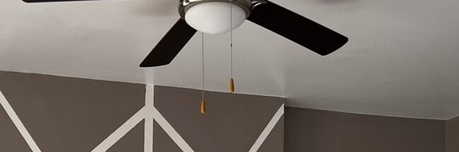 Photo - 7352 S Yale Ave