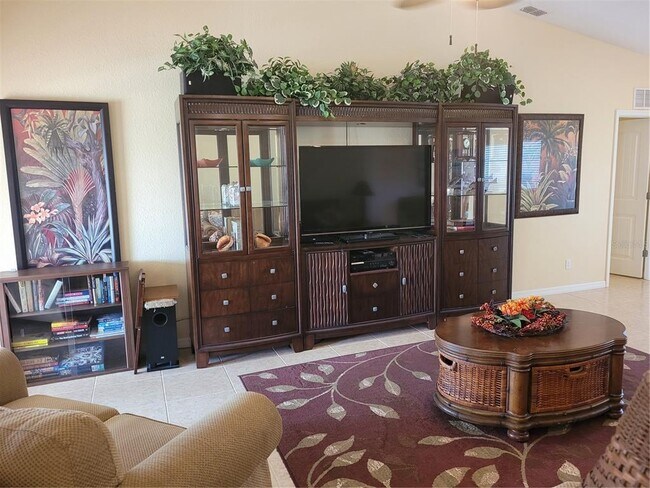Photo - 9458 Modesto Cir