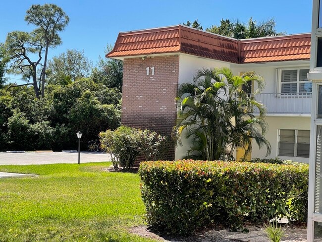 Photo - 1225 NW 21st St Unidad 111104