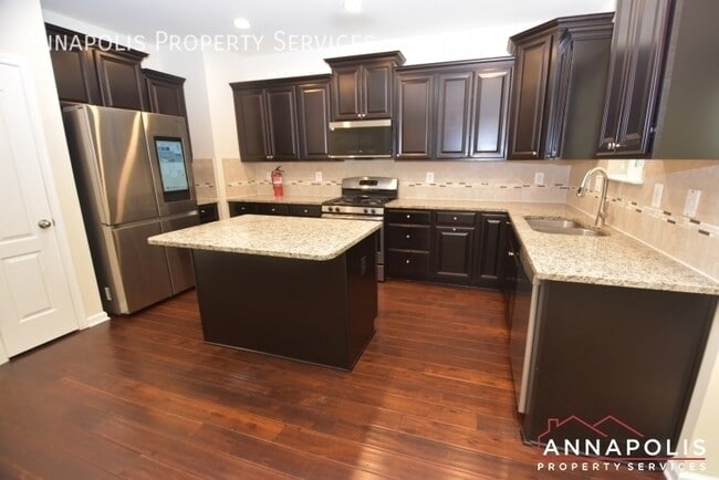 Photo - 717 Millhouse Dr