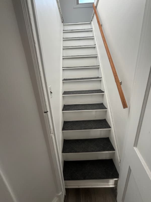 Building Photo - 220 Hart Blvd