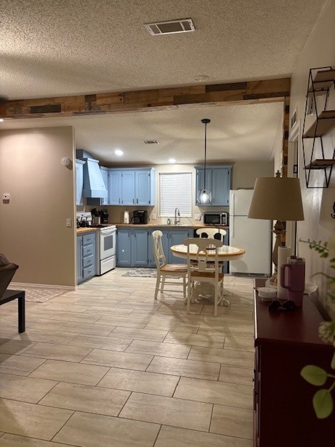 Photo - 16652 Rialto Dr