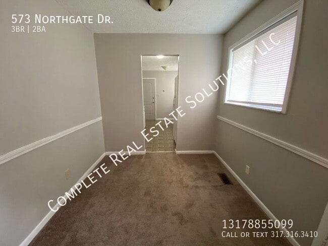 Photo - 573 Northgate Dr