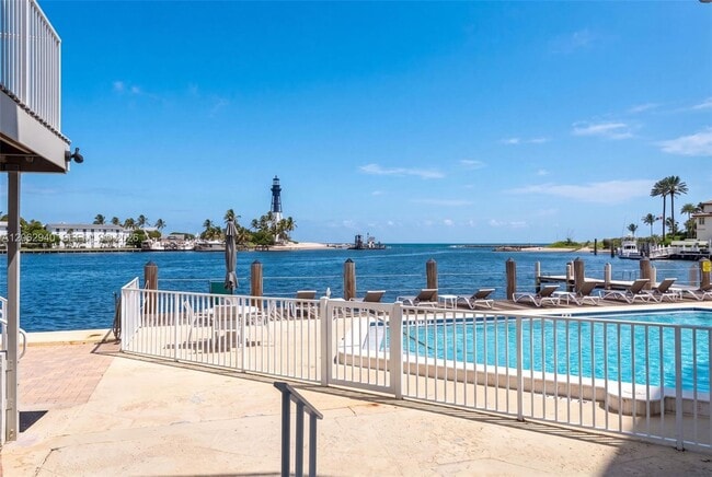 Photo - 2508 Bay Dr Unit 114