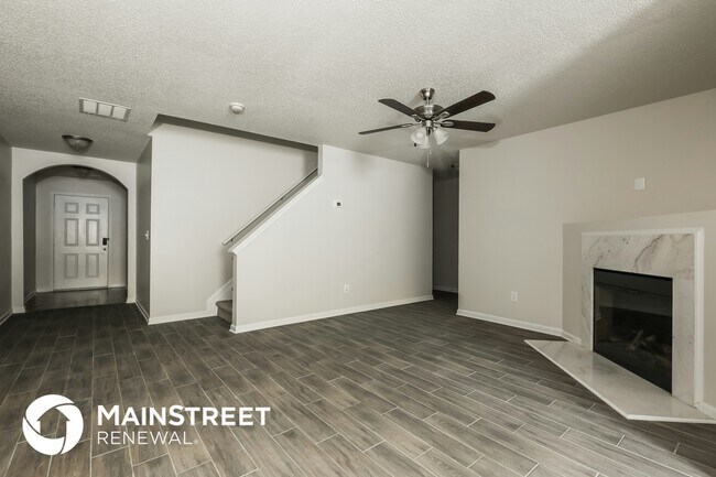 Photo - 5280 Hanover St