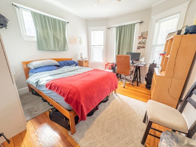 Photo - 70 Line St Unit 2