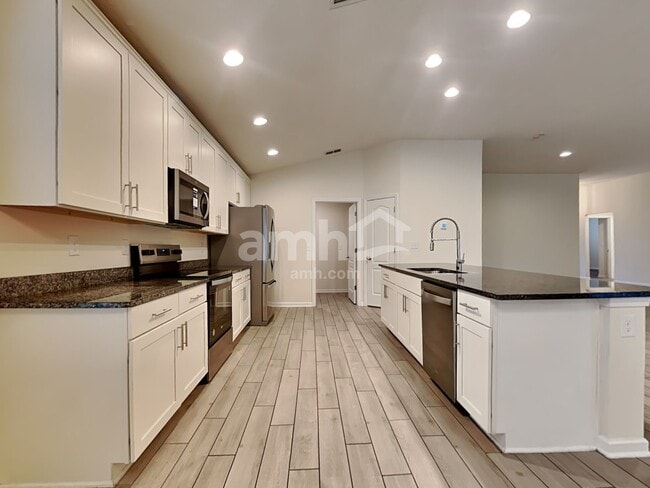 Photo - 297 N Hamilton Springs Rd