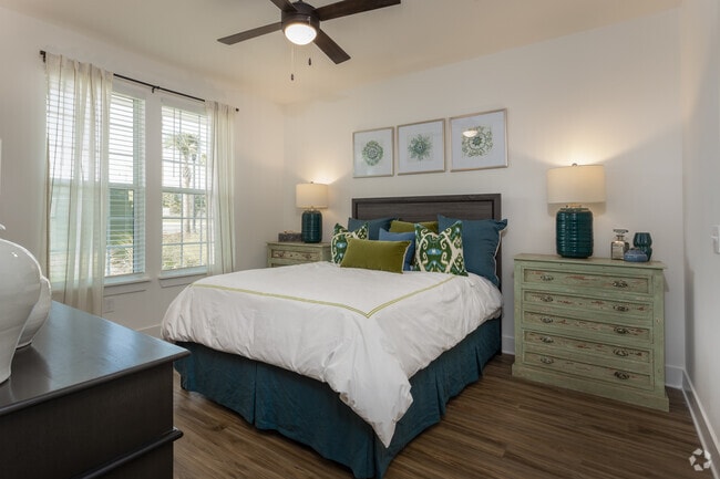 1BR, 1BA - 628SF