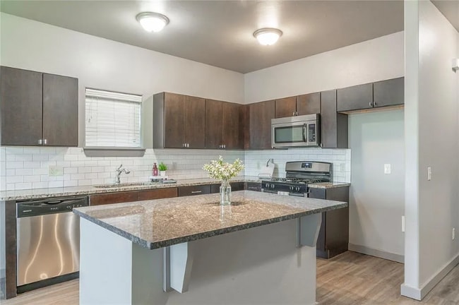 Photo - 604 NW 175th St Unit 604B