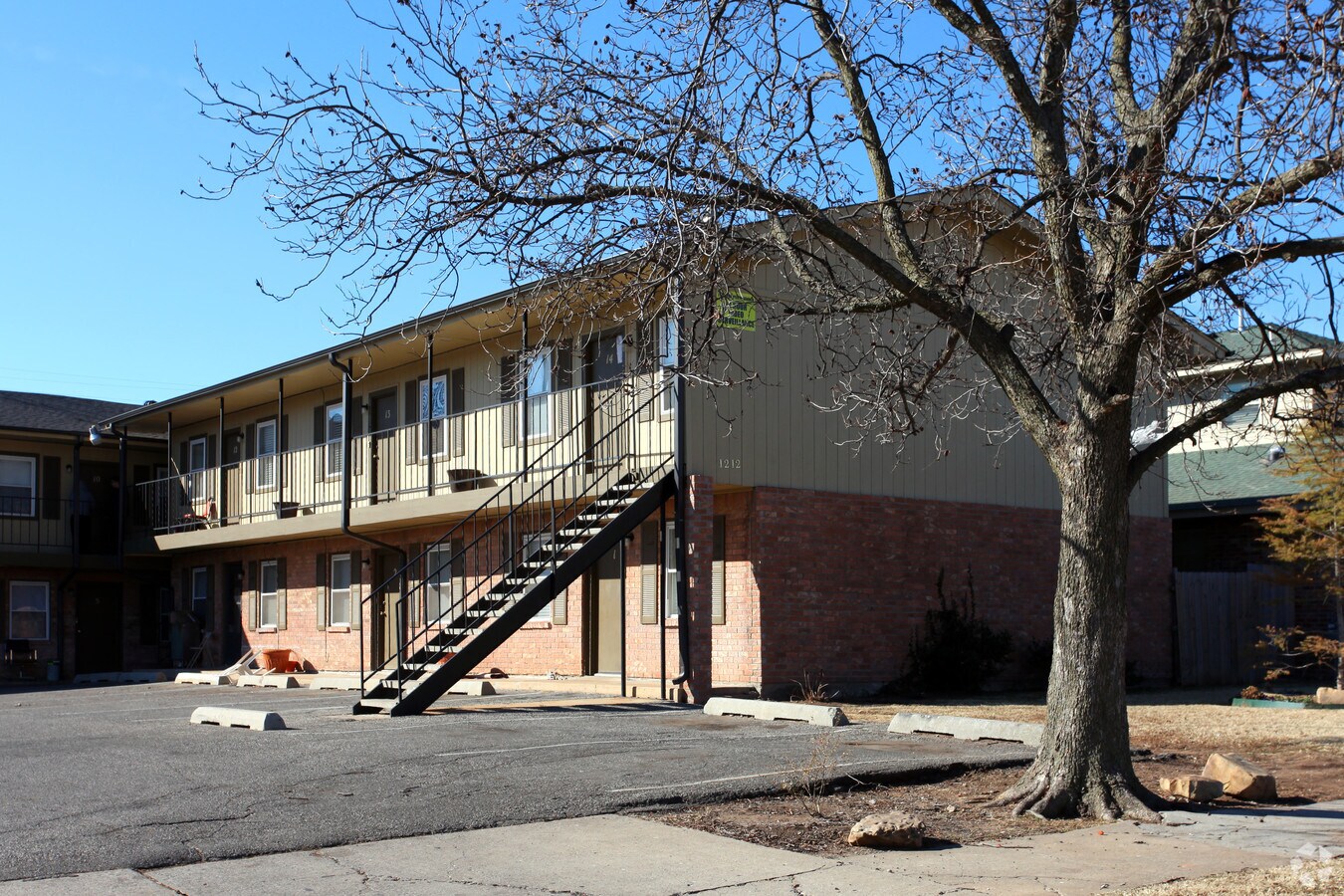 Photo - Lawndale Apartments
