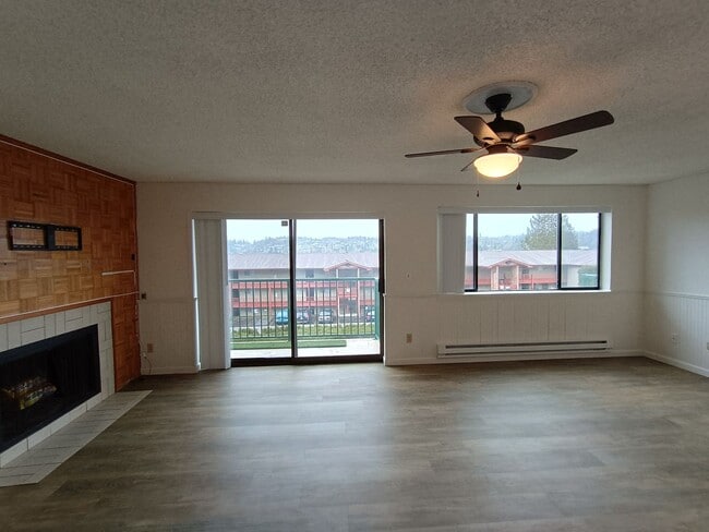 Photo - Centrally Located Town View Condo For Rent