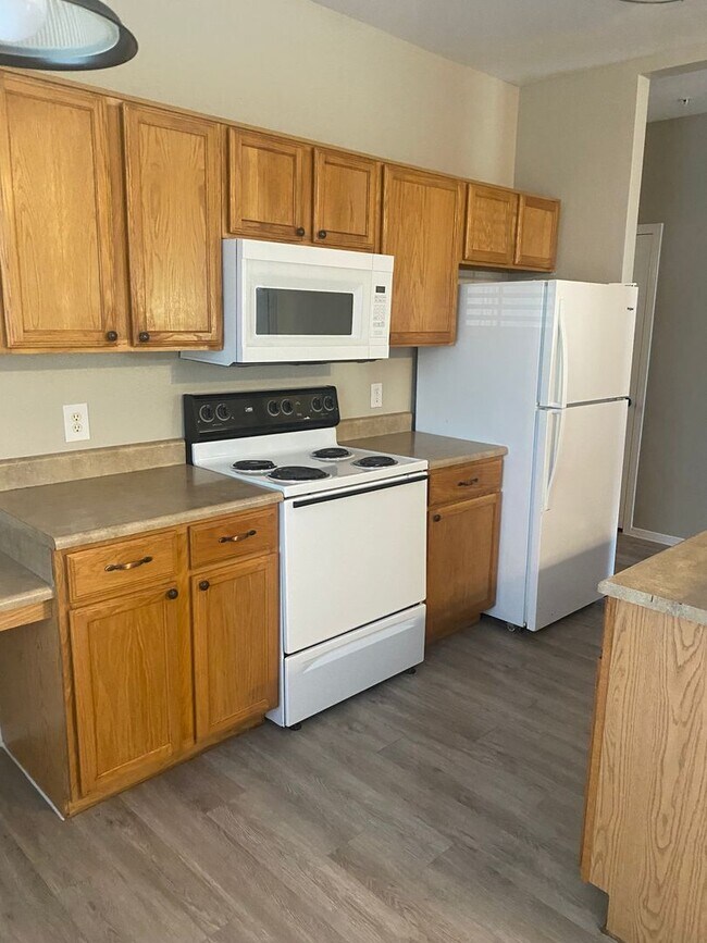 1000 Diamond Dr Unit 0702