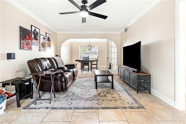 516 W Marlin Ct