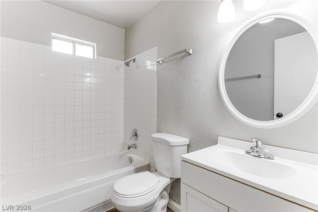 Photo - 444 N 13th St