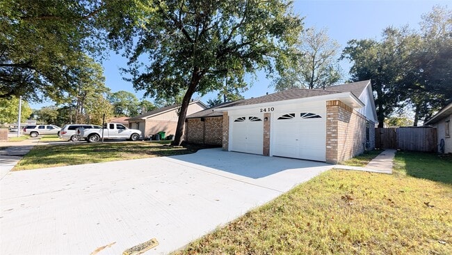 Photo - 2410 Goldspring Ln