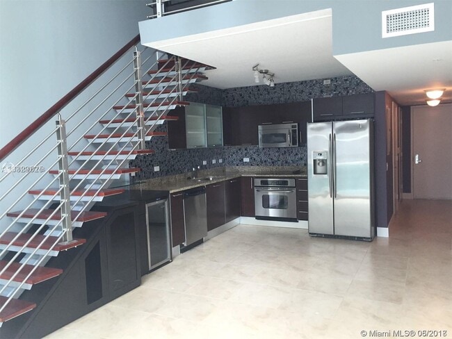 41 SE 5th St