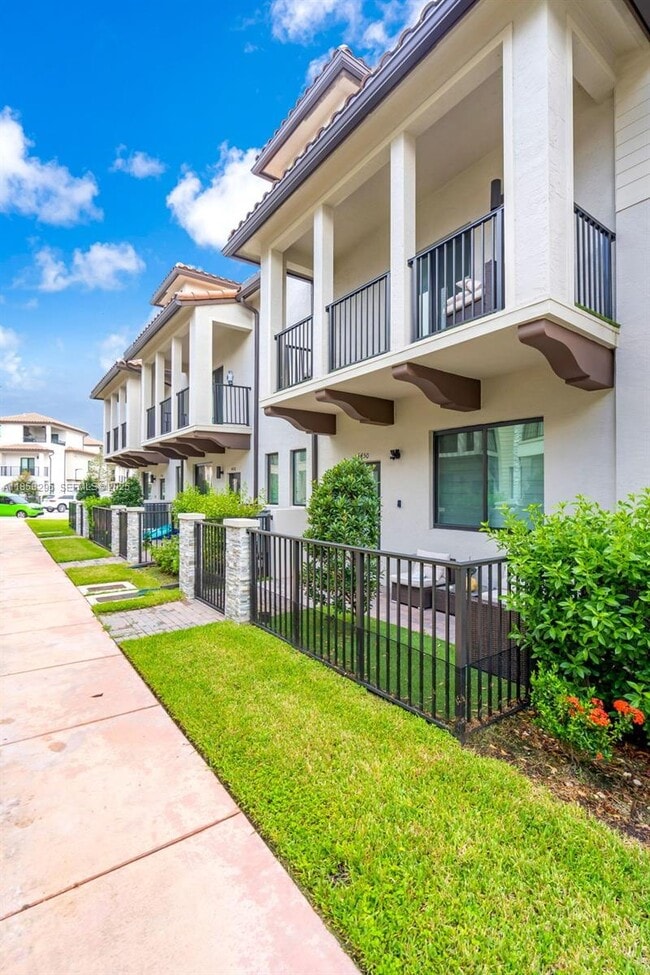 Photo - 4450 NW 83rd Pkwy