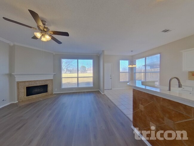 Photo - 3276 Raleigh Dr