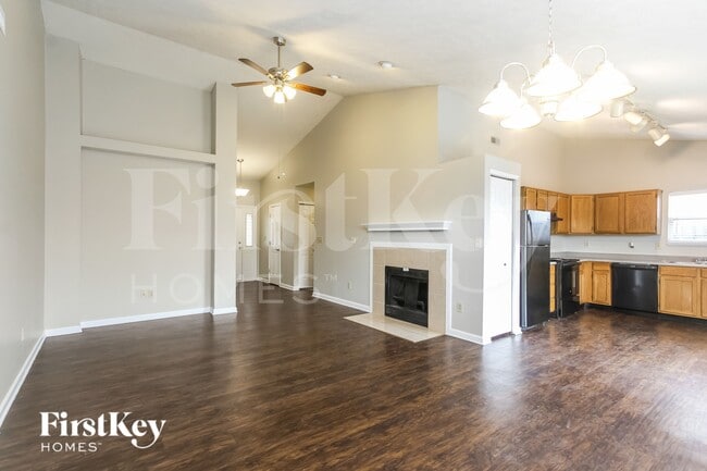 Photo - 5923 Prairie Creek Dr