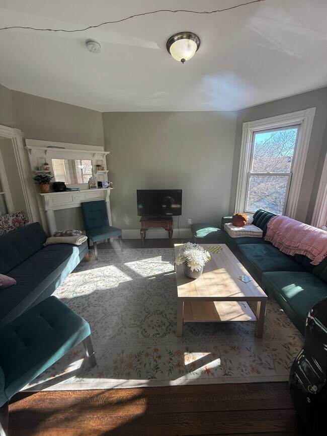 Photo - 23 Evergreen St