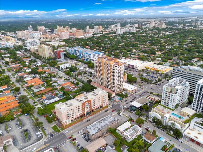 3232 SW 22nd St Unit 804
