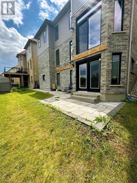 Photo - 277 MacAlister Blvd