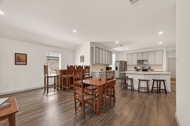 Photo - 1119 Kinder Sky Ln