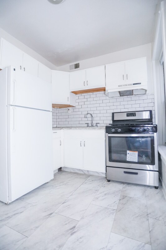 Photo - 2625 N Spaulding Ave Apartment