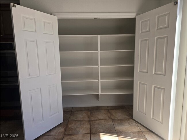 Photo - 6640 April Bend Ct