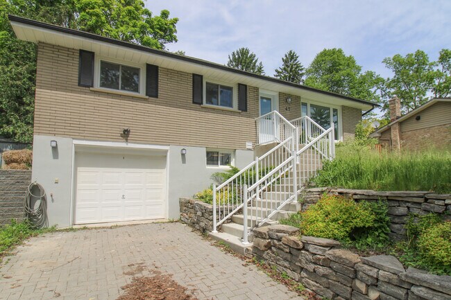 Building Photo - 41 Beechwood Dr Unit A