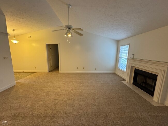 Photo - 5632 Rains Ln