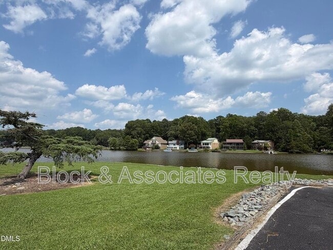 Photo - 378 Kittery Point Ln