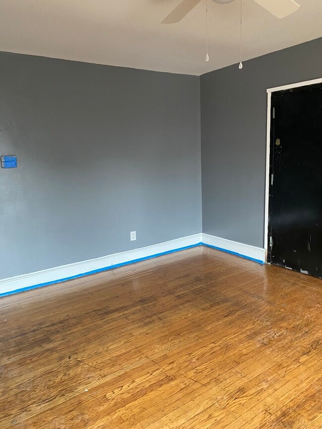 Sala de estar - 1921 W Chew St Unidad 3 basement