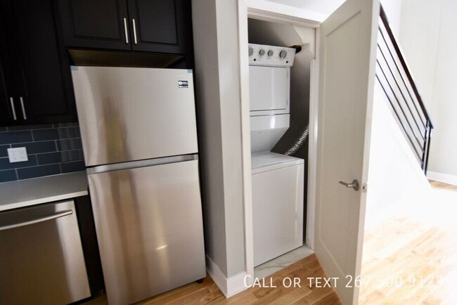 Photo - 1523 W Girard Ave Unit 106