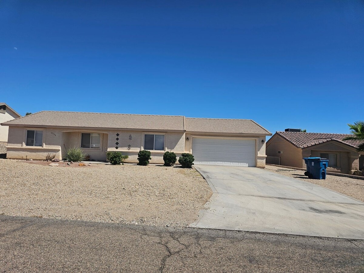 Photo - Pool Home Unfurnished Long Term