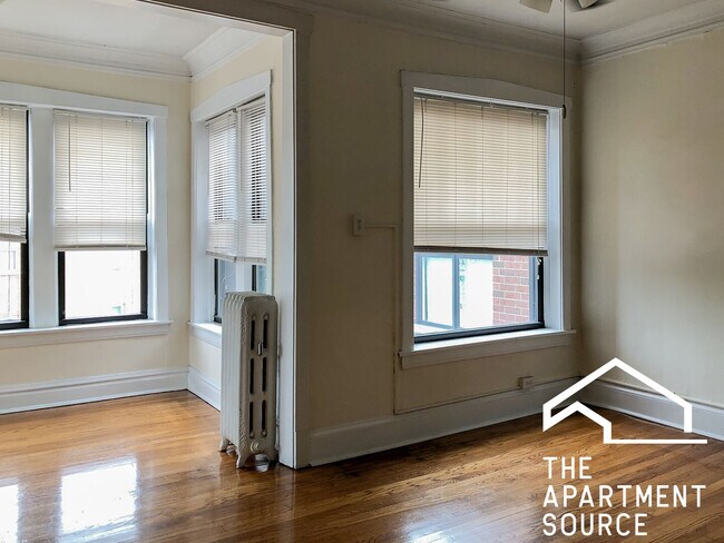 Photo - 2876 N Clark St Unit 3