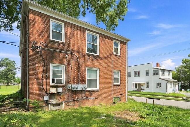 Photo - 397 Catherine St