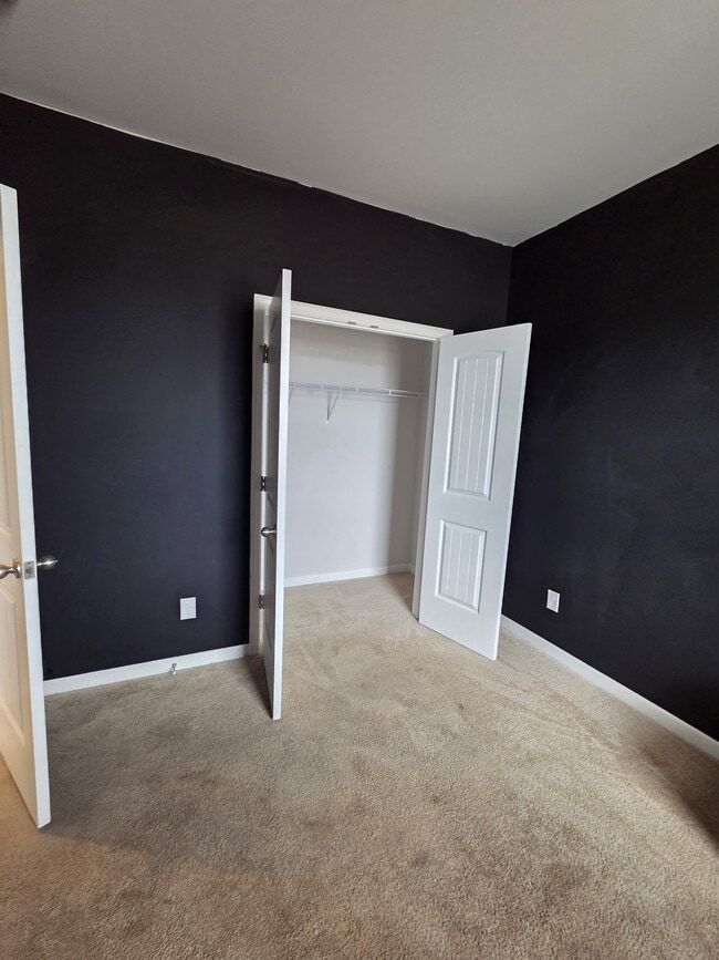 Photo - 219 Catherine Ln