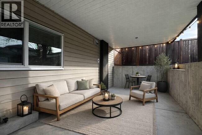 Photo - 21292-21123 123 Ave