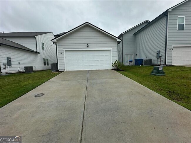 Photo - 114 Feeney St