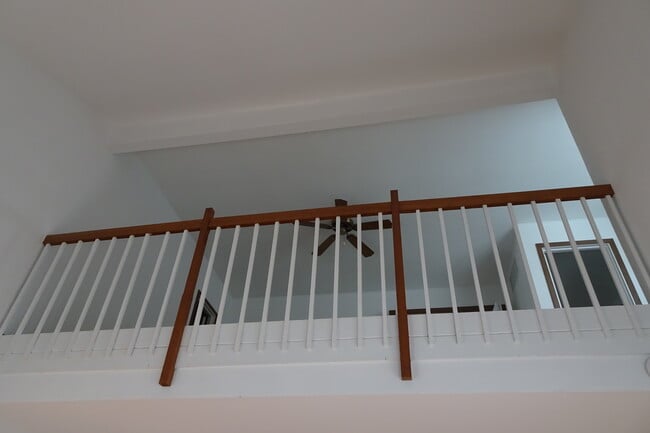 Photo - 945 Fieldstone Ct