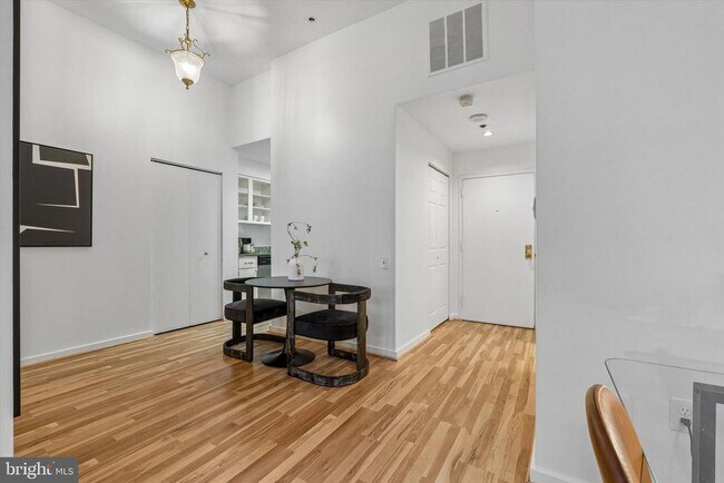 Photo - 315 New St Unit 111