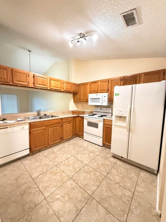 Photo - 3080 Inglewood Terrace