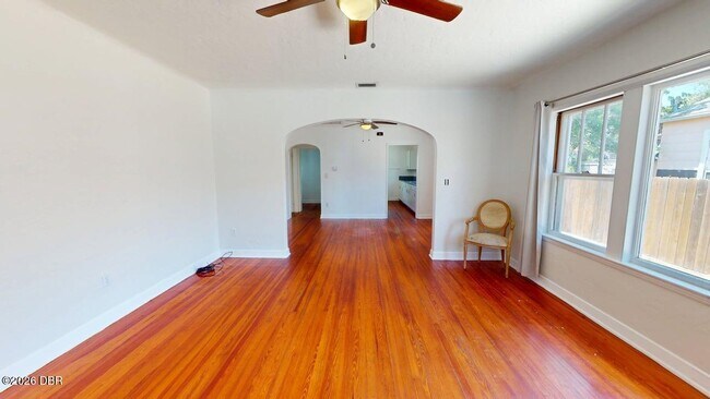Photo - 318 Braddock Ave