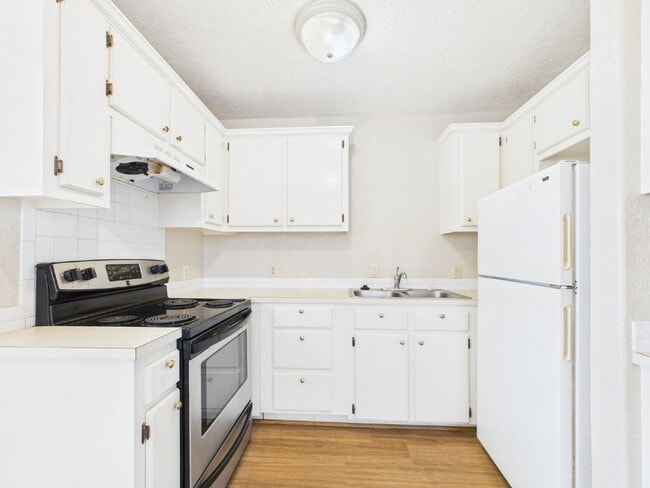 Photo - 298 Friendship Ln Unidad 27