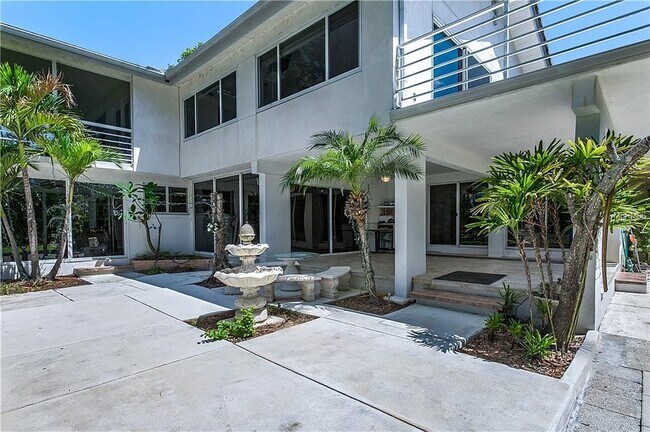 Photo - 18620 Wayne Rd Apartamentos Unidad 1