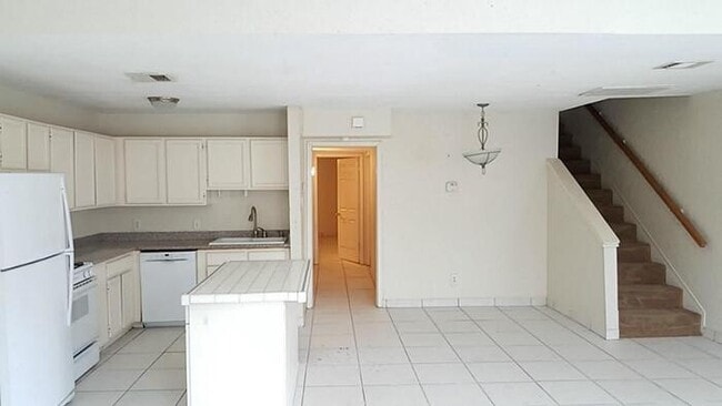 Photo - 1014 Graham Dr