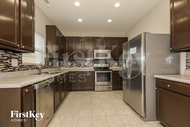 Photo - 1022 Yellow Bee Rd