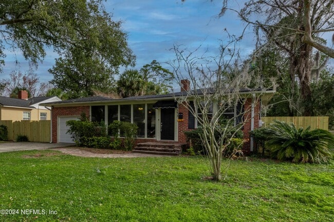 Photo - 4343 Pinewood Ave