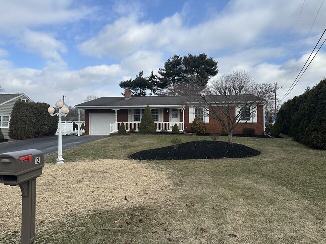 Photo - 12 Spruce St